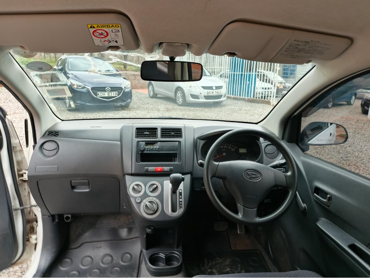 Daihatsu Mira thumbnail 11