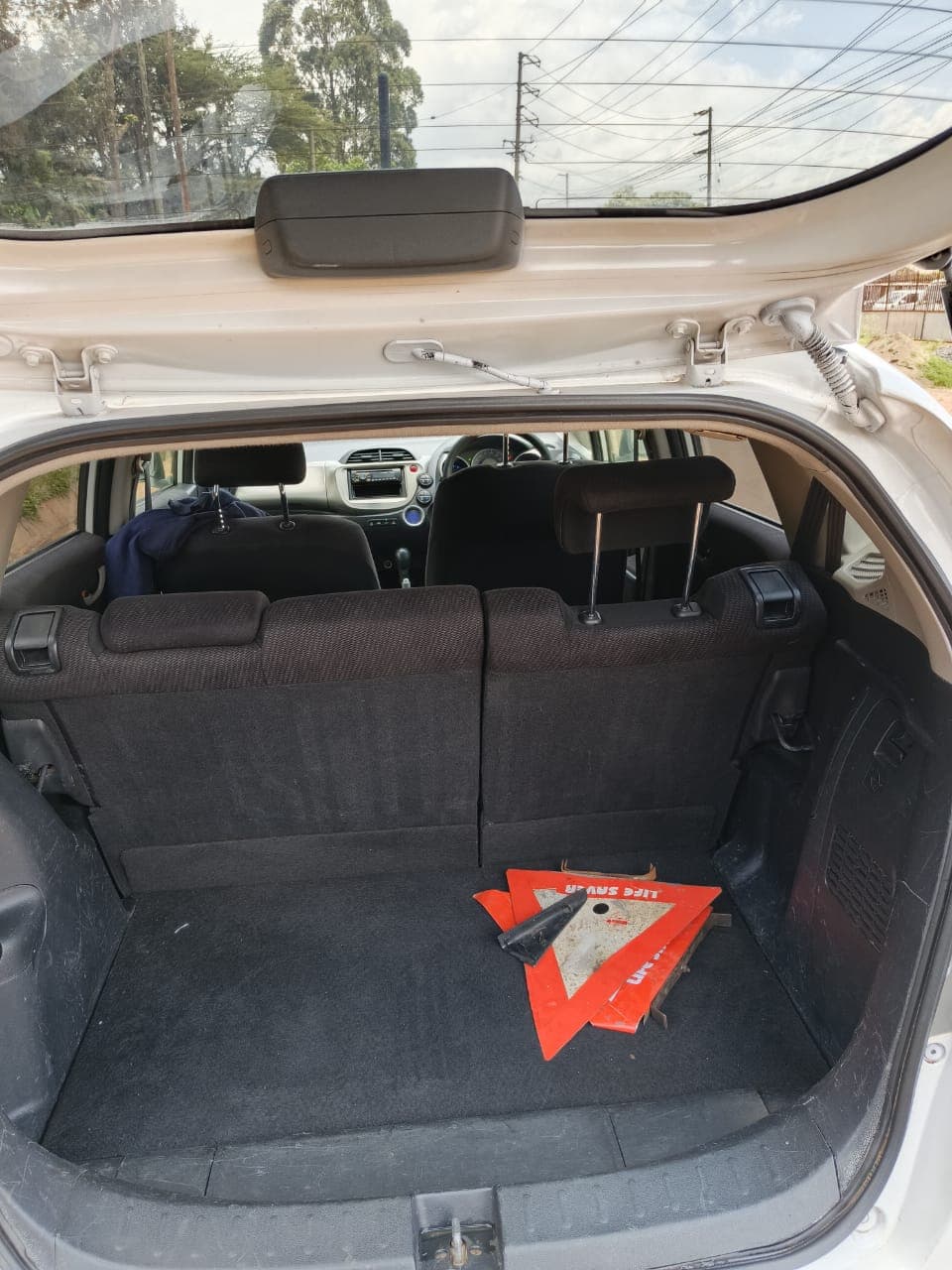 Honda Fit Hybrid thumbnail 8