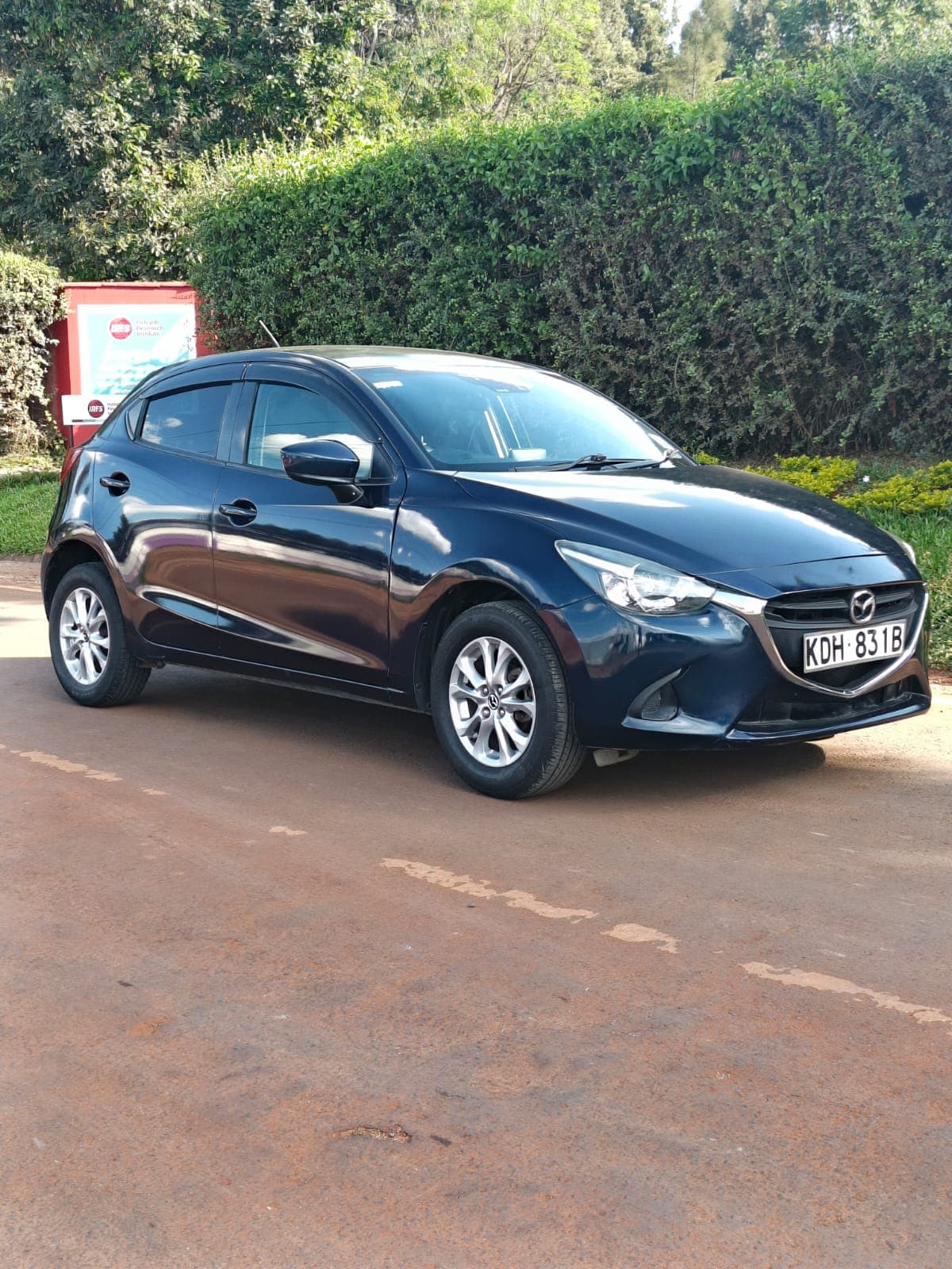 Mazda Demio thumbnail 2