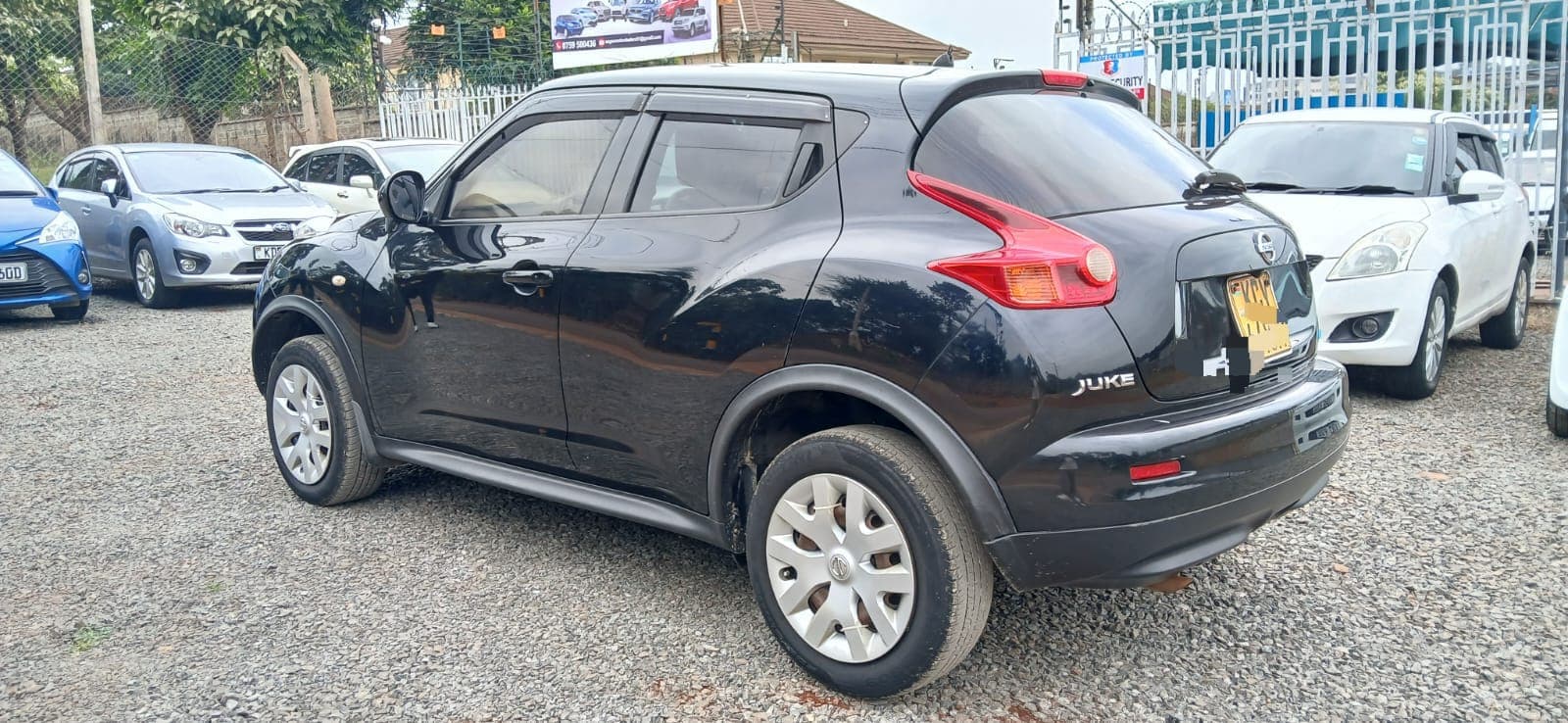 Black Nissan Juke