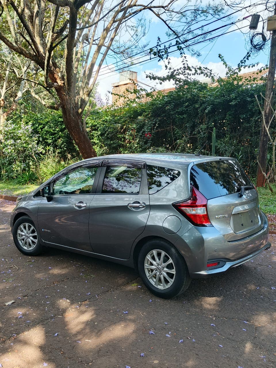 NISSAN NOTE E-POWER thumbnail 5