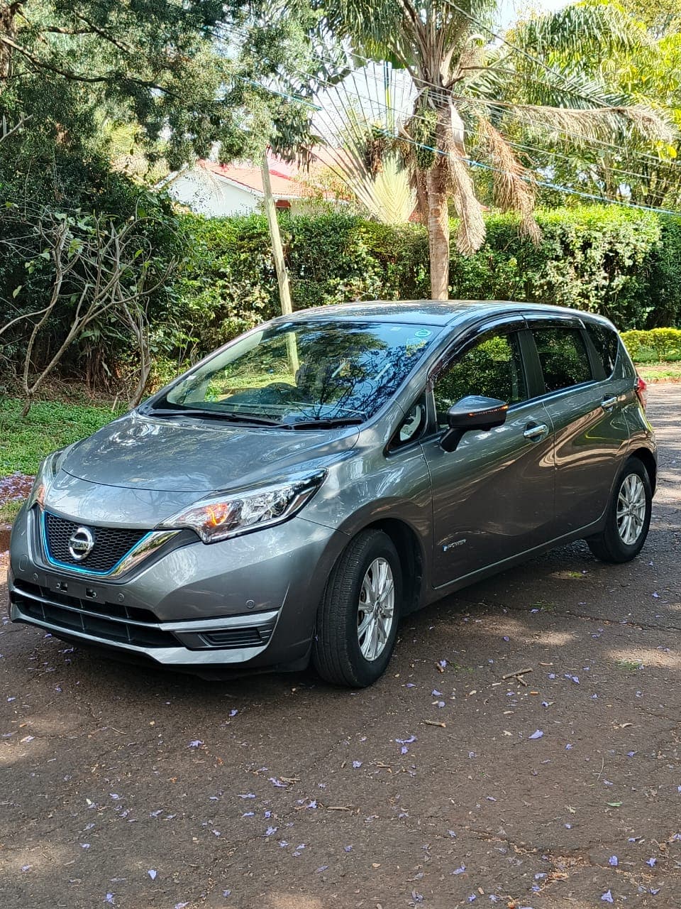 NISSAN NOTE E-POWER thumbnail 6