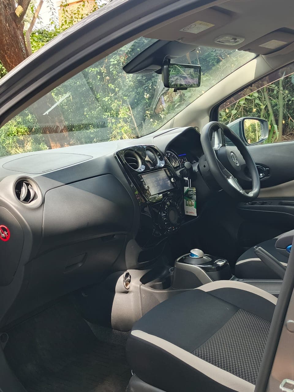 NISSAN NOTE E-POWER thumbnail 7