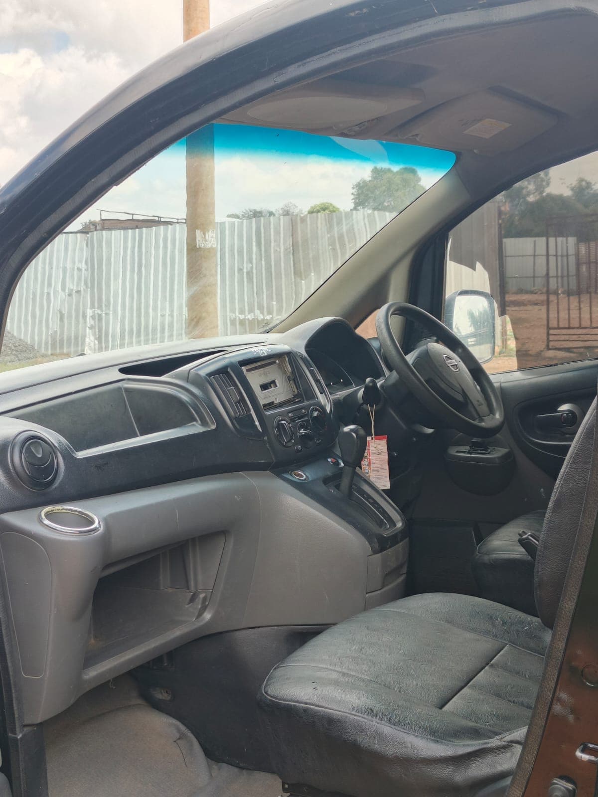 Nissan NV200 thumbnail 11