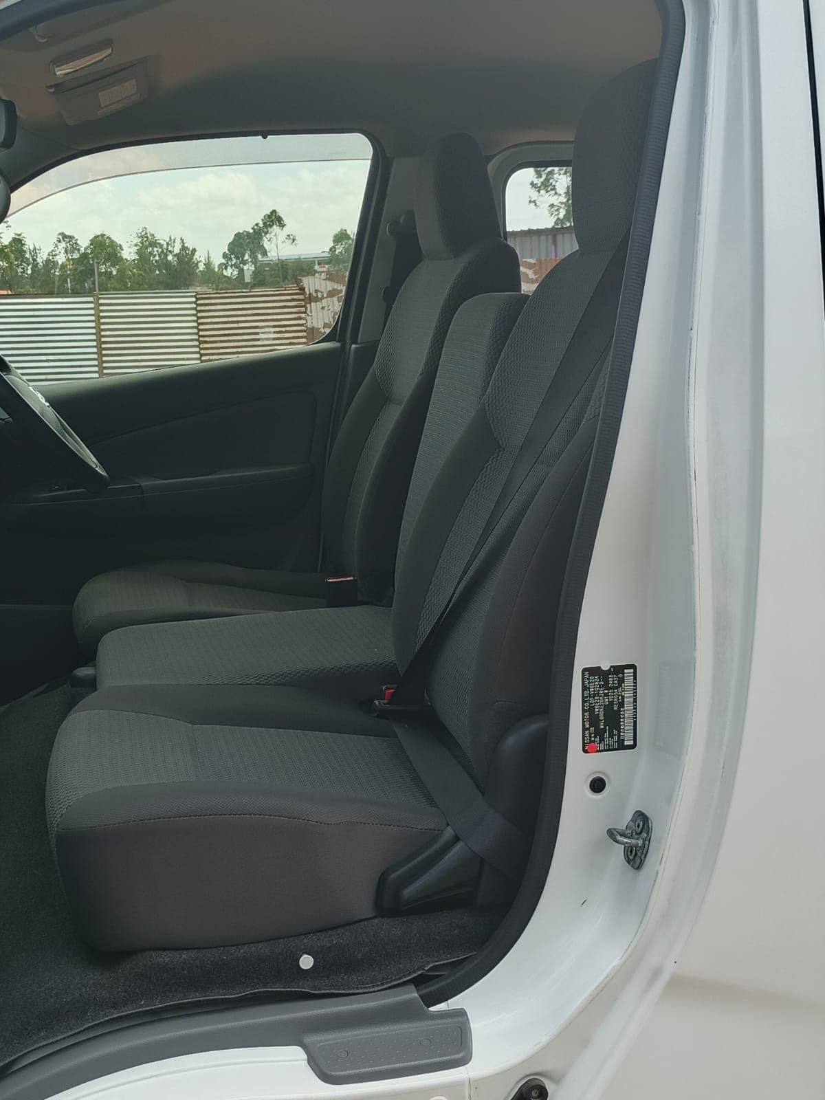 NISSAN NV 350 thumbnail 15