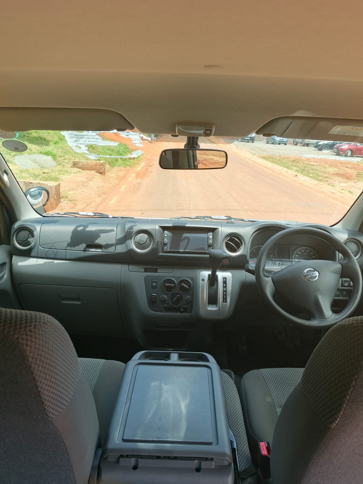 NISSAN NV 350 thumbnail 16