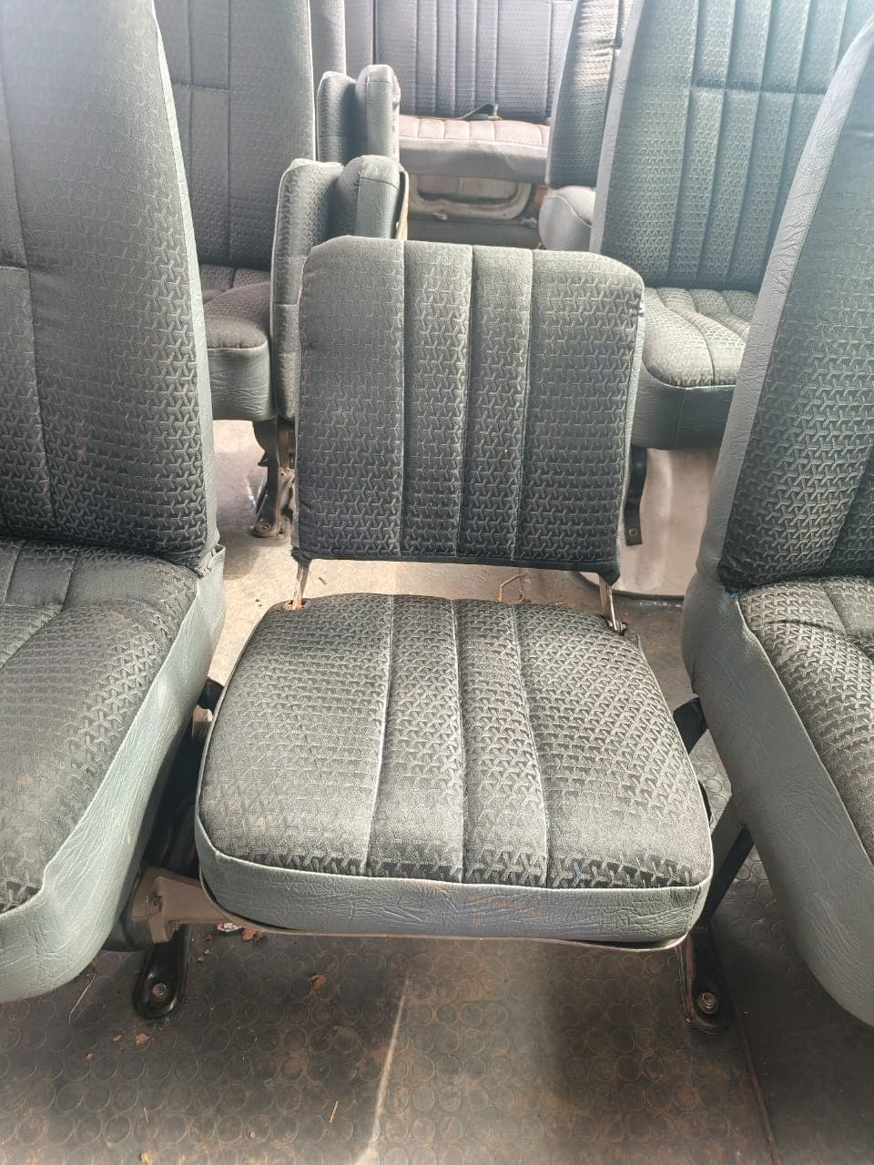 Toyota Coaster thumbnail 6